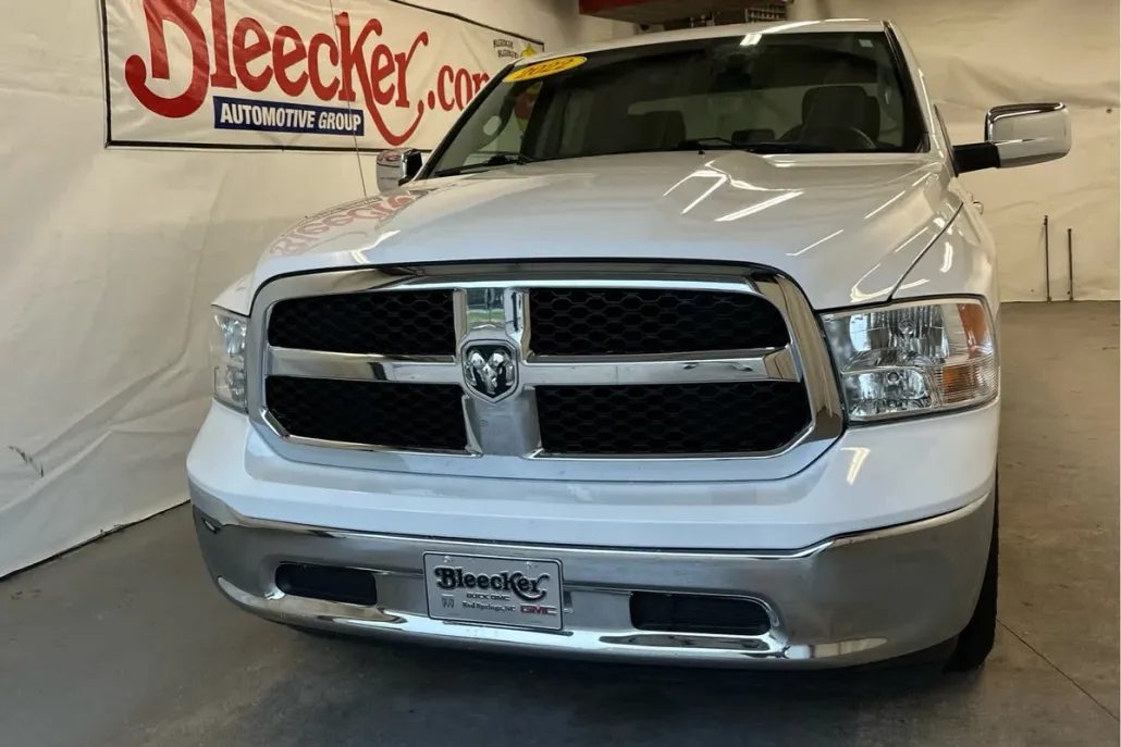 2022 Ram 1500 Classic SLT photo 1