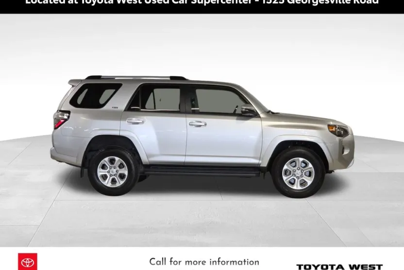 2024 Toyota 4Runner SR5 Premium photo 1