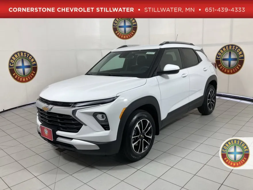 2025 Chevrolet Trailblazer LT photo 1