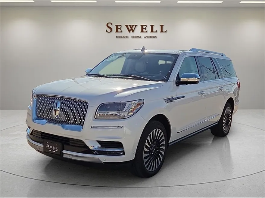 2019 Lincoln Navigator Black Label photo 1