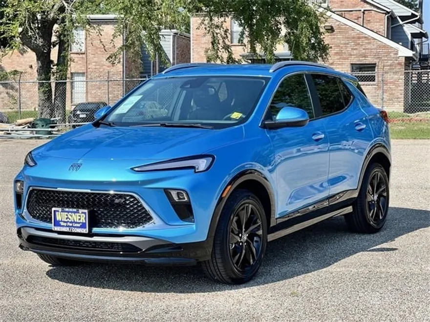 2026 Buick Encore GX Sport Touring photo 1