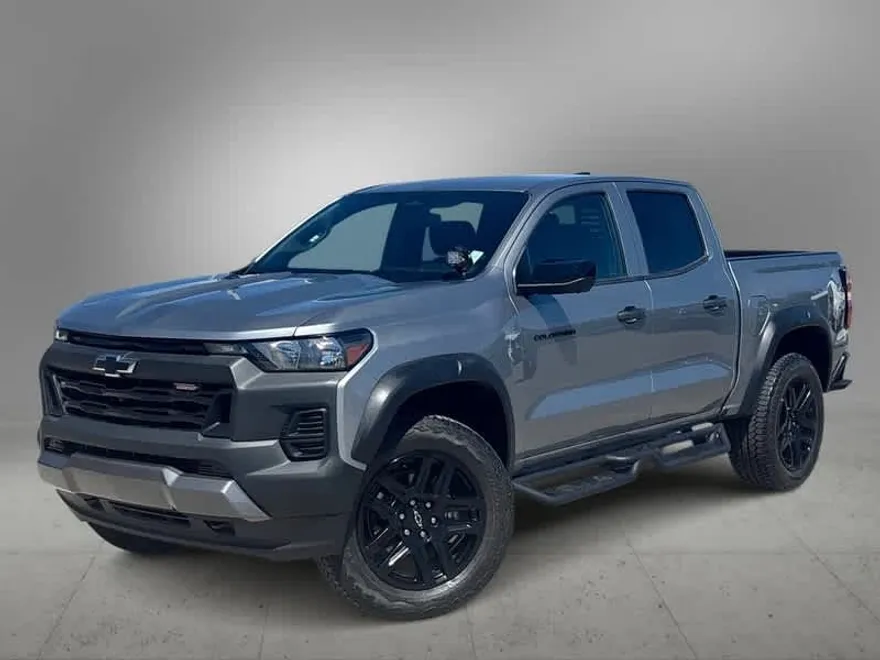 2023 Chevrolet Colorado Trail Boss photo 1
