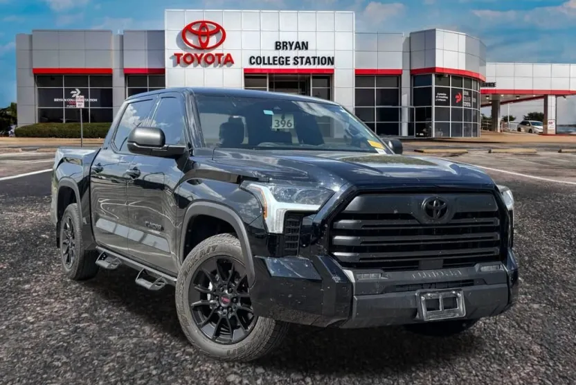 2025 Toyota Tundra SR5 photo 1