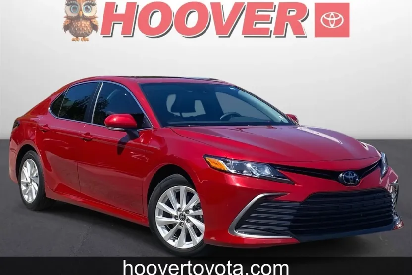 2024 Toyota Camry LE photo 1