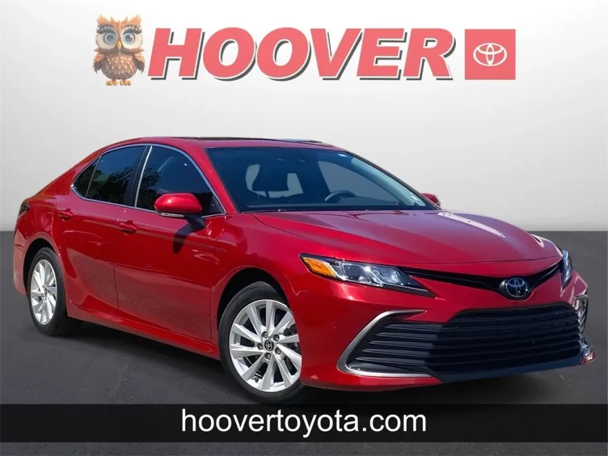 2024 Toyota Camry LE photo 1