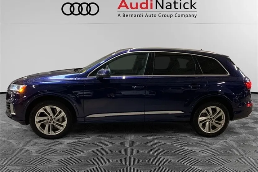 2022 Audi Q7 55 Premium Plus photo 1