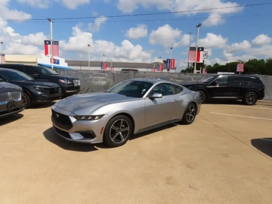 2024 Ford Mustang EcoBoost photo 1