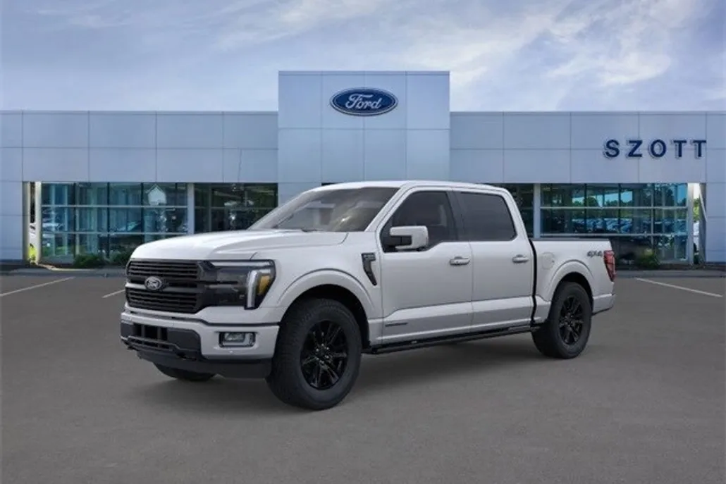 2025 Ford F-150 Platinum photo 1