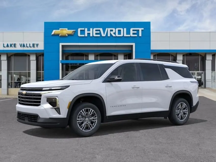 2026 Chevrolet Traverse photo 1