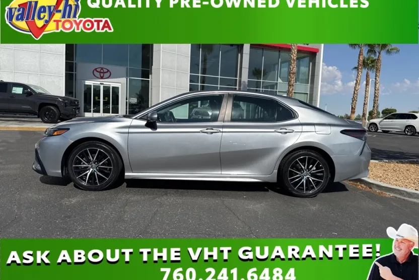 2024 Toyota Camry SE photo 1