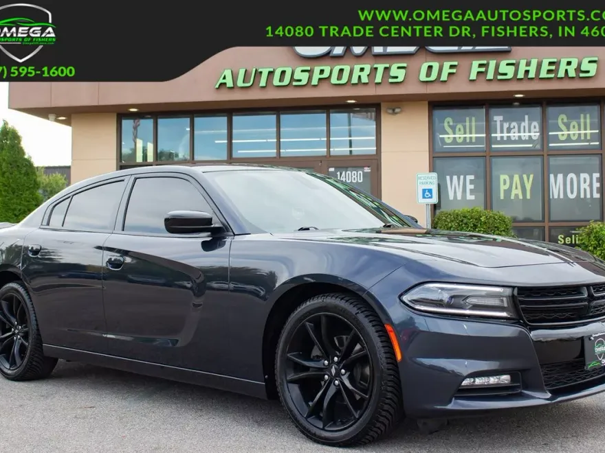 2018 Dodge Charger SXT Plus photo 1