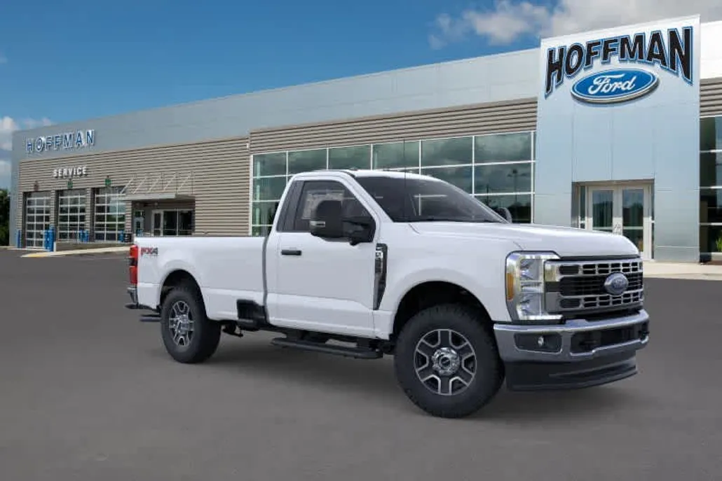 2025 Ford F-350 XLT photo 1