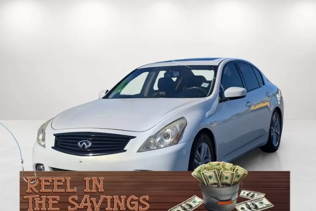 2013 Infiniti G37 Journey photo 1