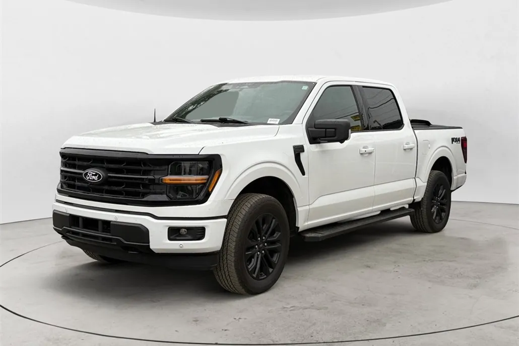 2024 Ford F-150 XLT photo 1