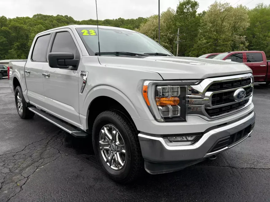 2023 Ford F-150 XLT photo 1