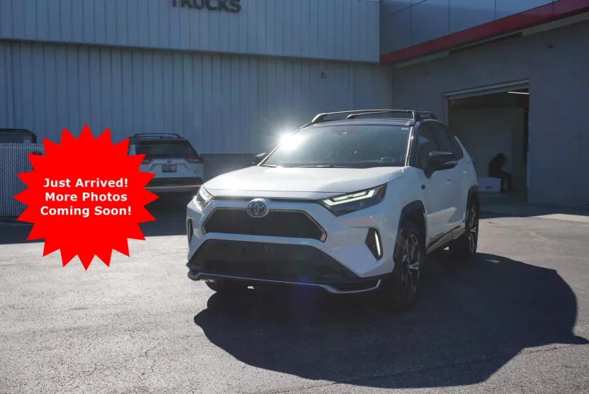 2022 Toyota RAV4 Prime XSE Premium photo 1