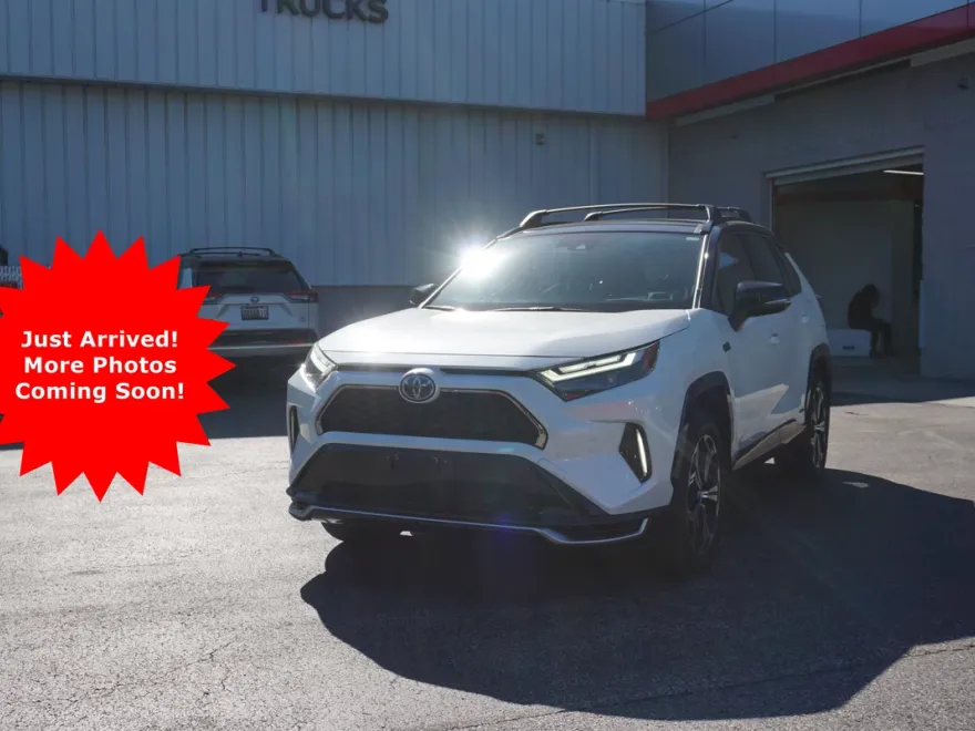 2022 Toyota RAV4 Prime XSE Premium photo 1