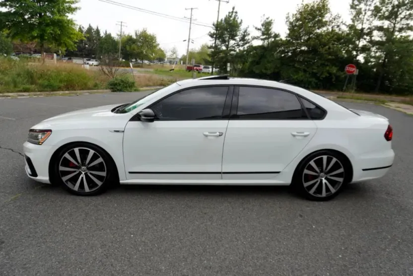 2018 Volkswagen Passat 3.6 V6 GT photo 1