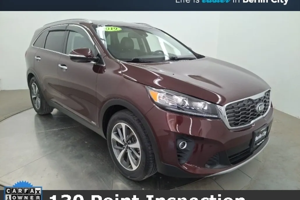 2019 Kia Sorento EX photo 1