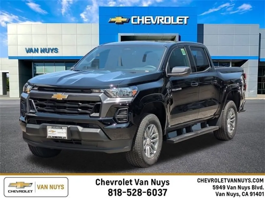 2026 Chevrolet Colorado LT photo 1