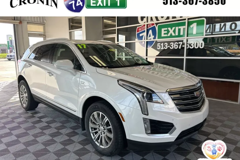2017 Cadillac XT5 Luxury photo 1