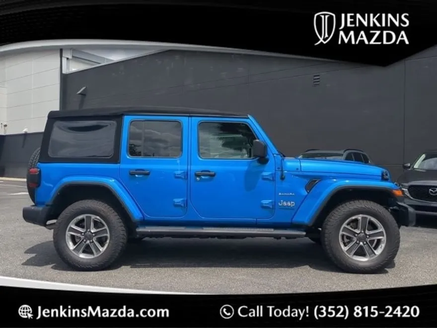 2022 Jeep Wrangler Unlimited Sahara photo 1