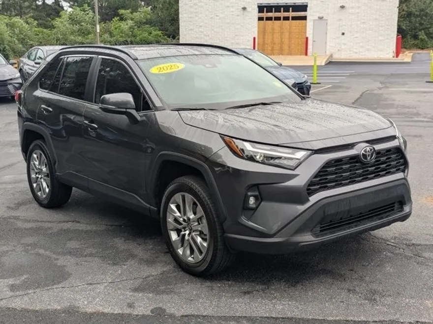 2025 Toyota RAV4 XLE Premium photo 1