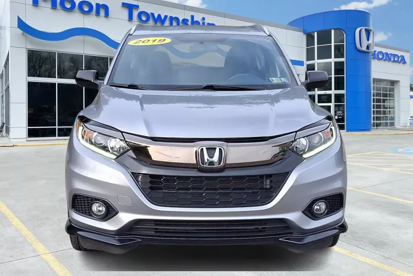 2019 Honda HR-V Sport photo 1