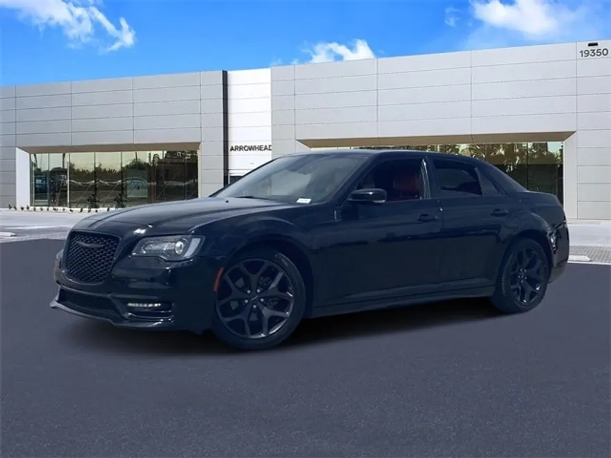 2021 Chrysler 300 S photo 1