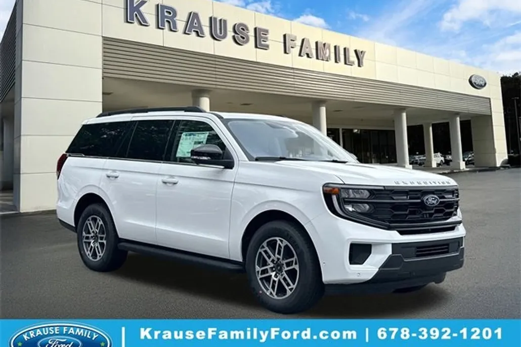 2025 Ford Expedition photo 1