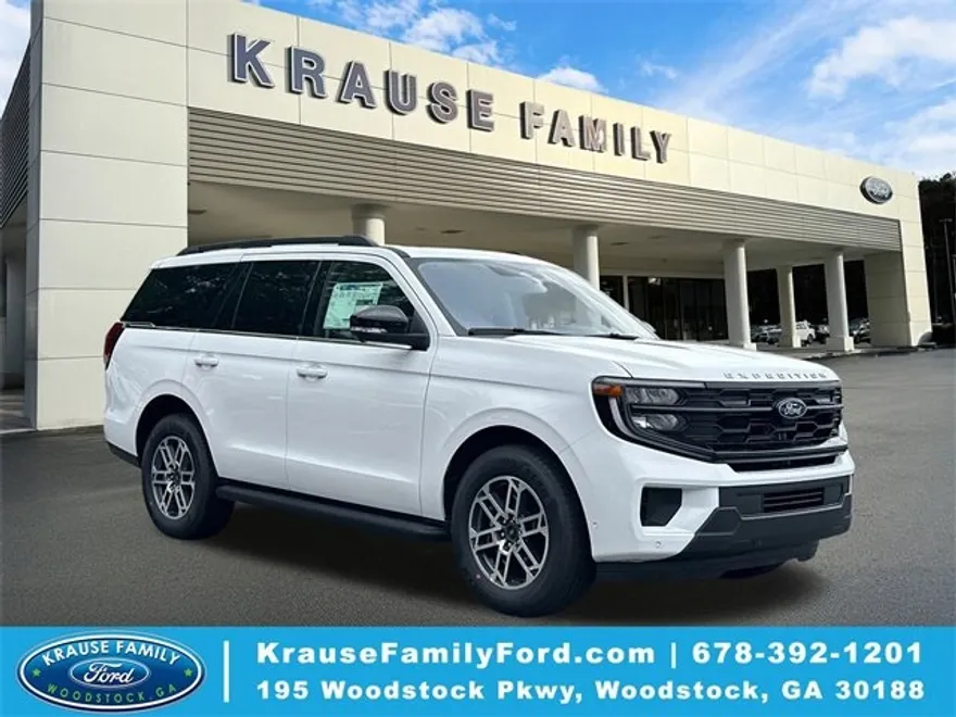 2025 Ford Expedition photo 1