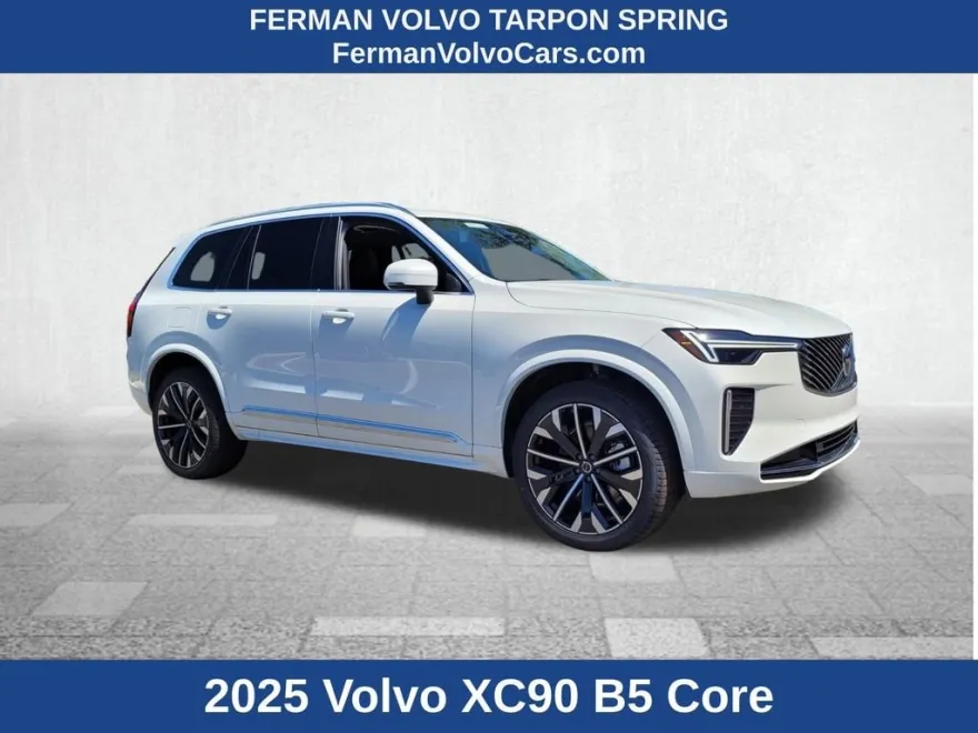 2025 Volvo XC90 B5 Core photo 1