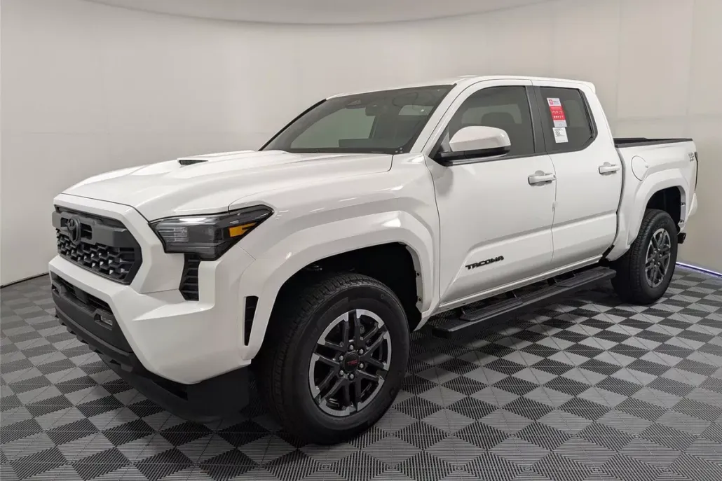 2025 Toyota Tacoma TRD Sport Double Cab photo 1