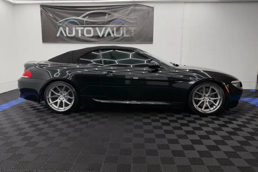 2010 Bmw M6 Convertible photo 1