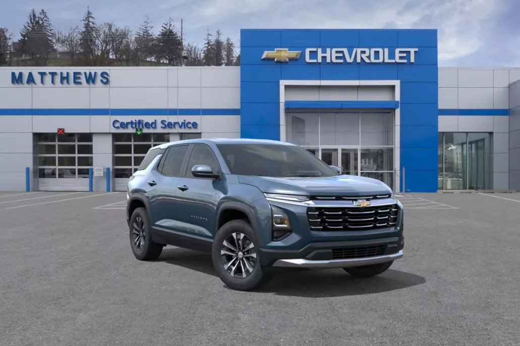 2026 Chevrolet Equinox LT photo 1