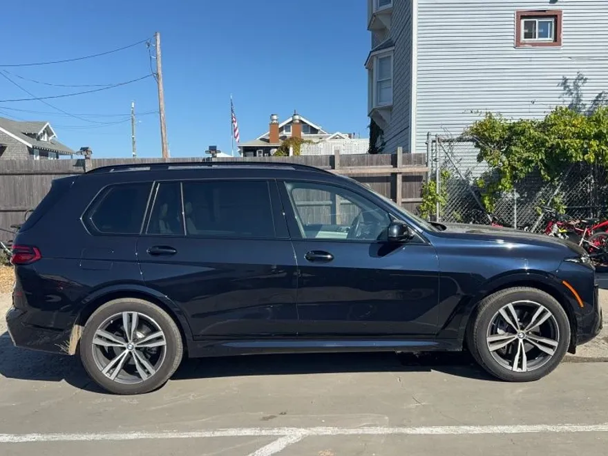 2025 Bmw X7 xDrive40i photo 1