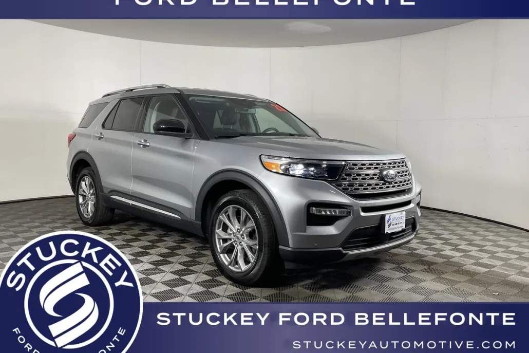 2023 Ford Explorer Limited photo 1