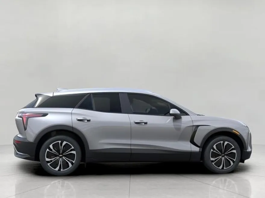 2025 Chevrolet Blazer EV photo 5