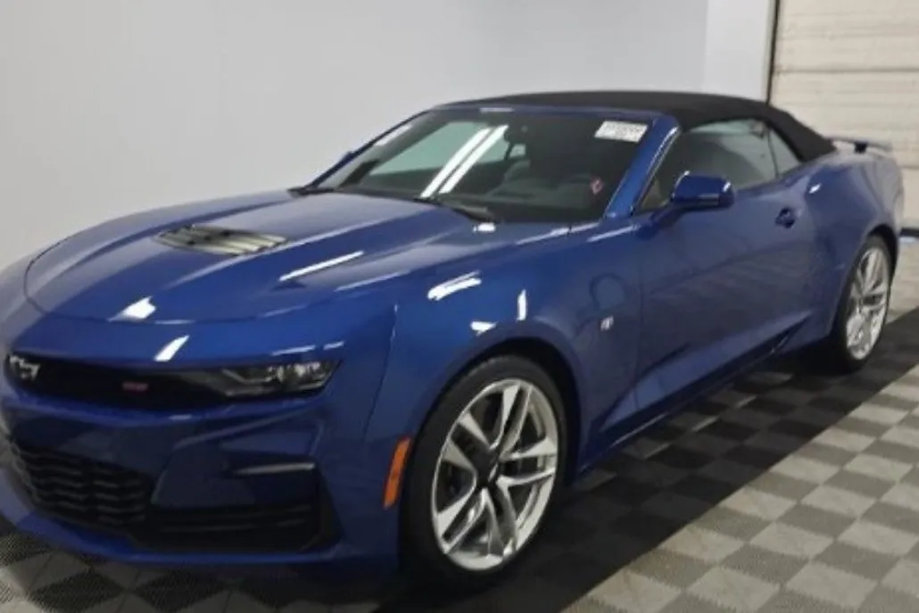 2023 Chevrolet Camaro 2SS photo 1