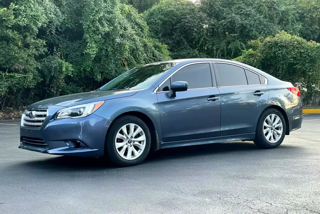 2015 Subaru Legacy 2.5i Premium photo 1