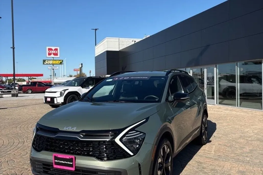 2024 Kia Sportage X-Line photo 1