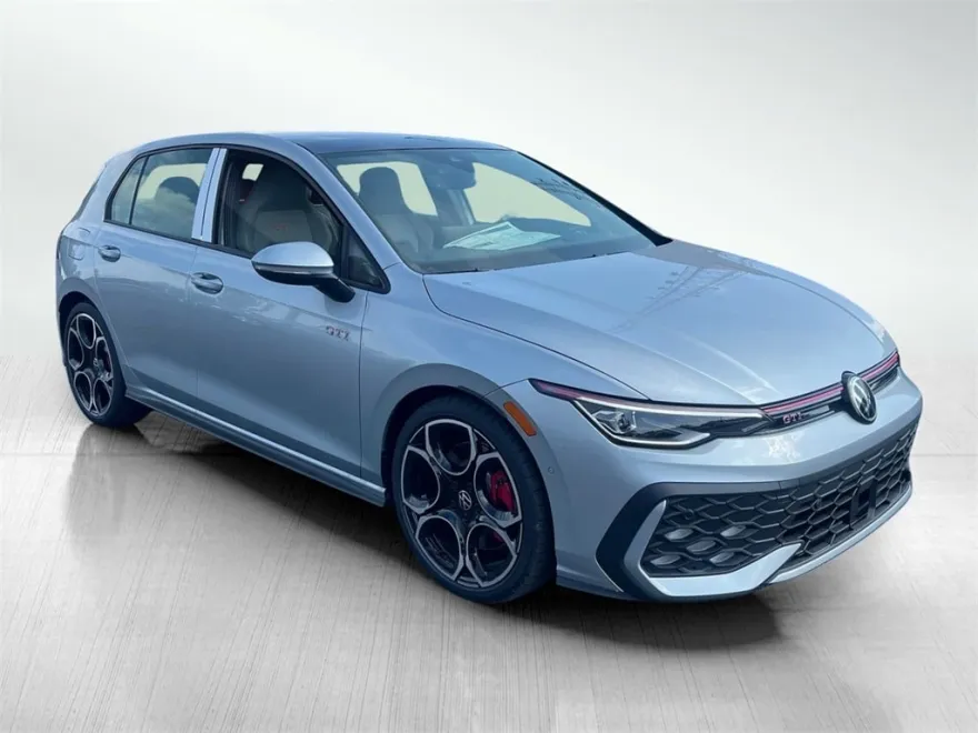2025 Volkswagen Golf GTI Autobahn photo 1