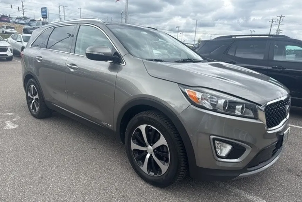 2018 Kia Sorento EX V6 photo 1