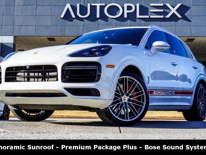 2021 Porsche Cayenne Turbo photo 1