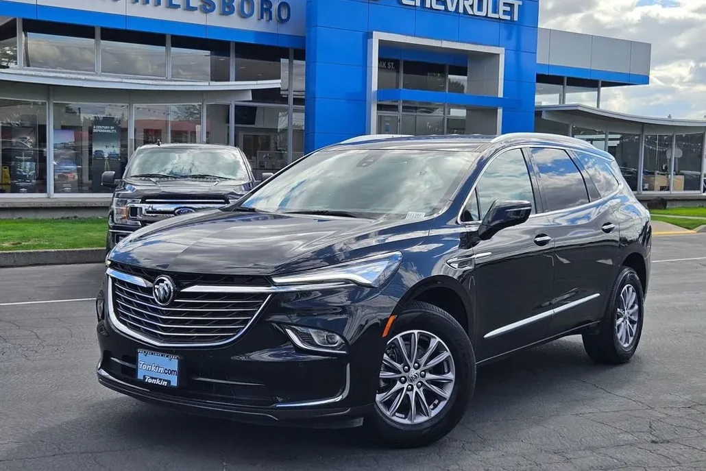 2024 Buick Enclave Premium photo 1