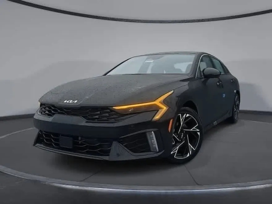 2026 Kia K5 GT-Line photo 1