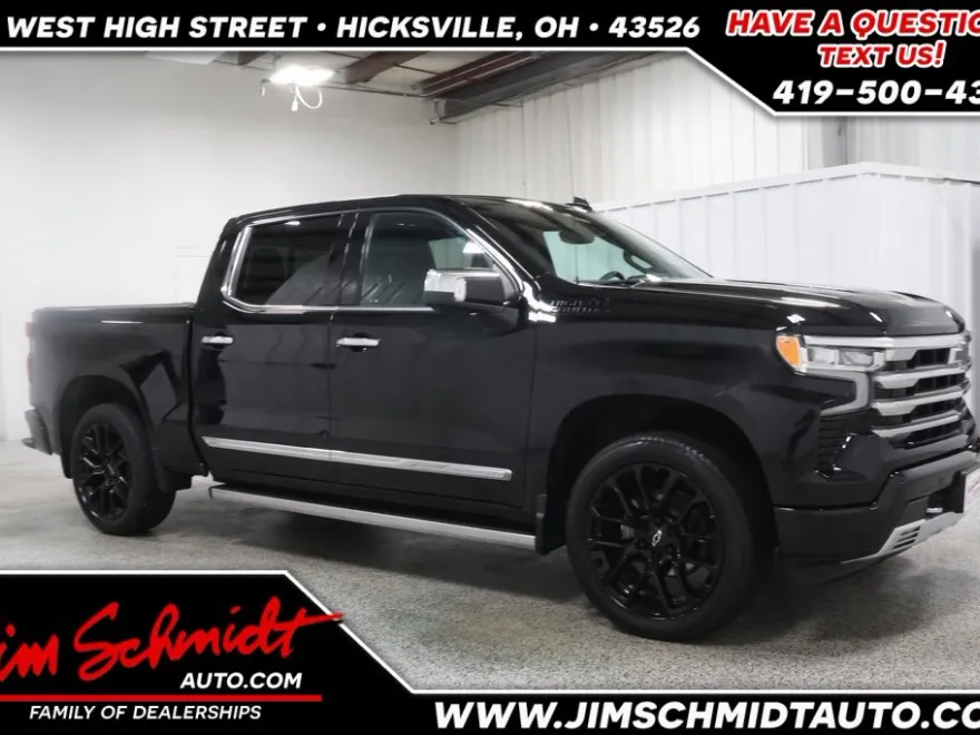 2024 Chevrolet Silverado 1500 High Country photo 1