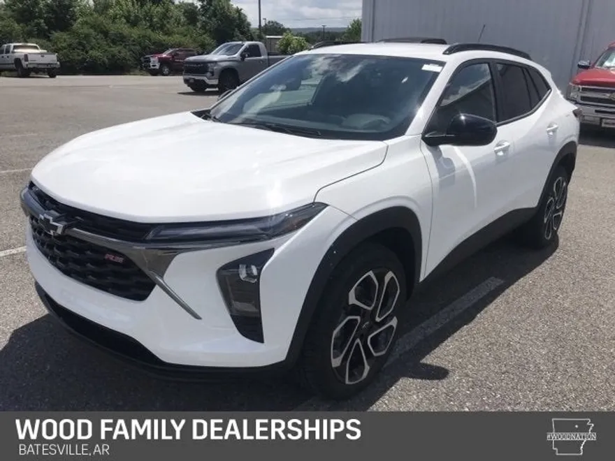 2025 Chevrolet Trax photo 1