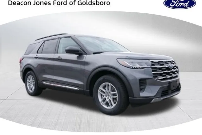 2025 Ford Explorer photo 1