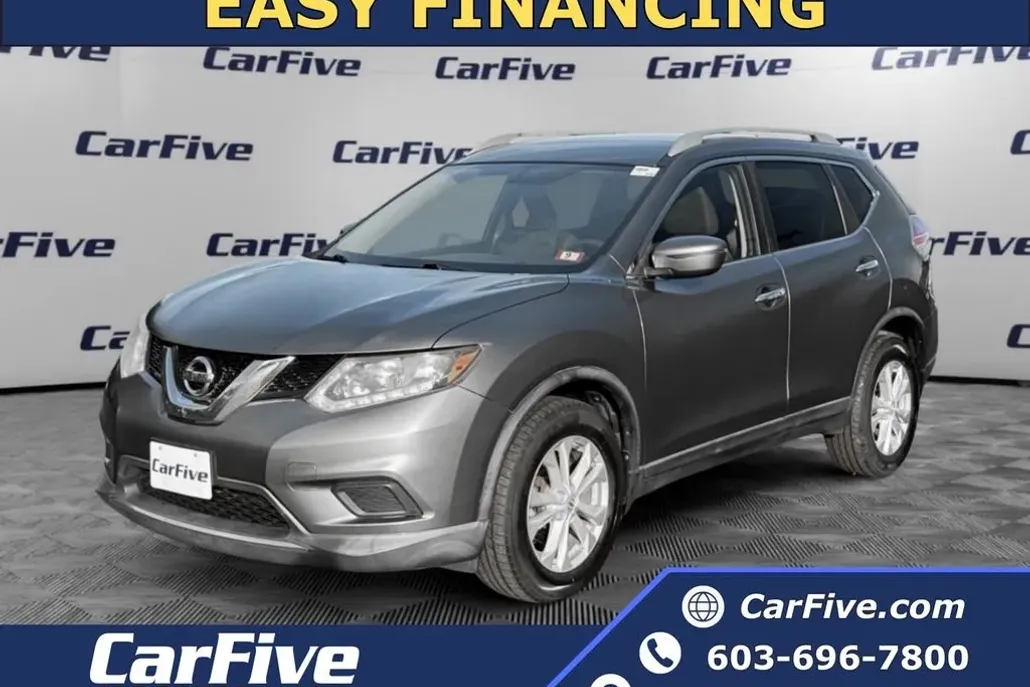 2016 Nissan Rogue SV photo 1